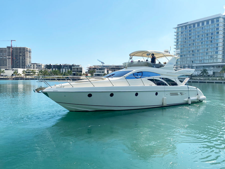 Azimut 50 yacht rental in cancun \ Yacht Wedding Tours Cancun isla mujeres