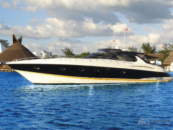 luxury yacht cancun